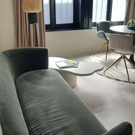 8z Dreamz 3 Apartment *