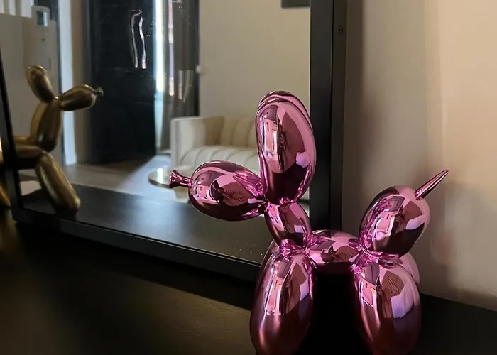 Apartment 8z Dreamz 3 *